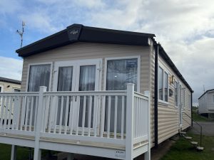 Regal Hemsworth in Bockenfield Park Exterior New