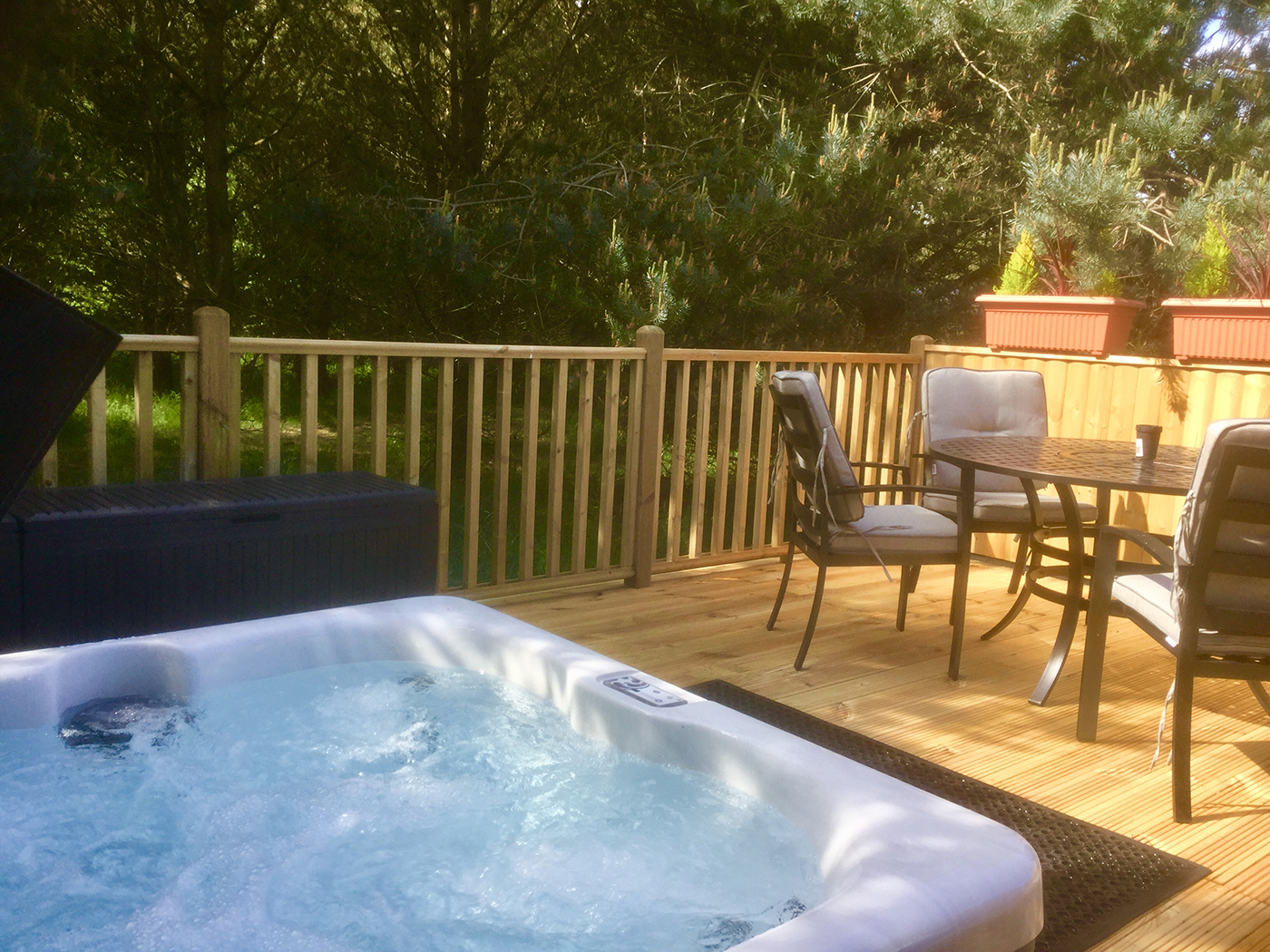 Orchid Lodge Holiday Home in felmoor Park Hot Tub 2
