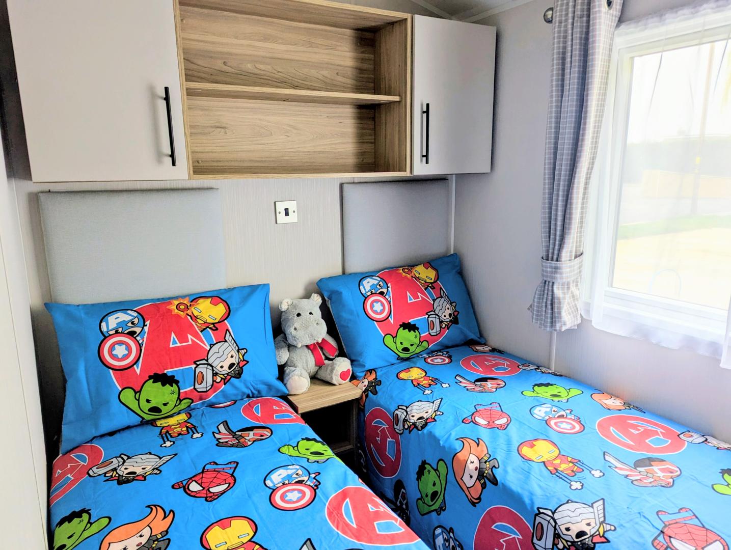 SLB2 ST Lawrence Twin