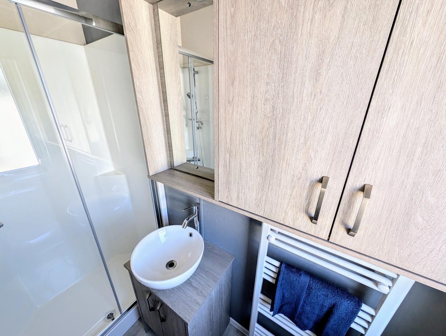 Pemberton Skydale Bathroom1