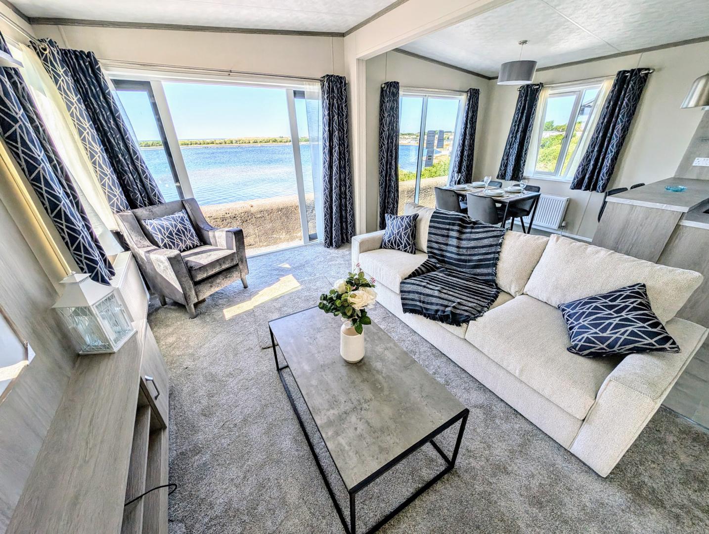 Pemberton Skydale Living 2