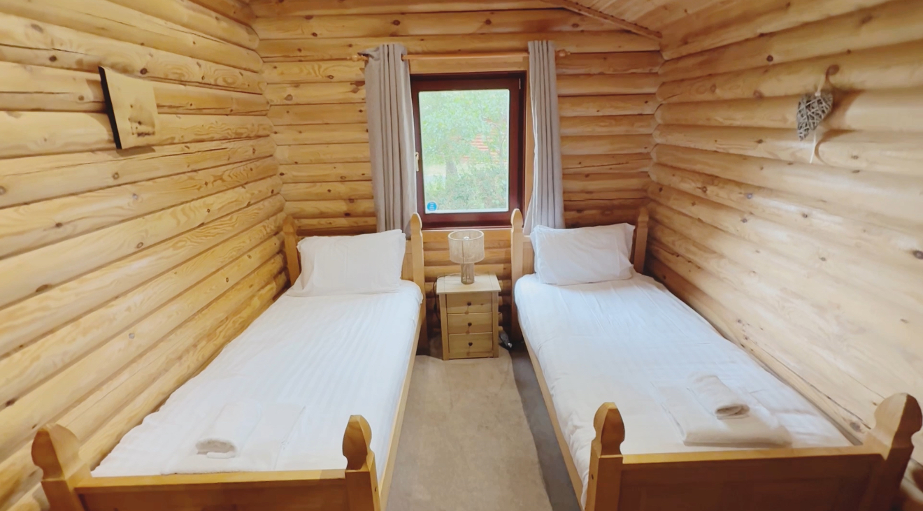 Bespoke Log Cabin Retreat Twin