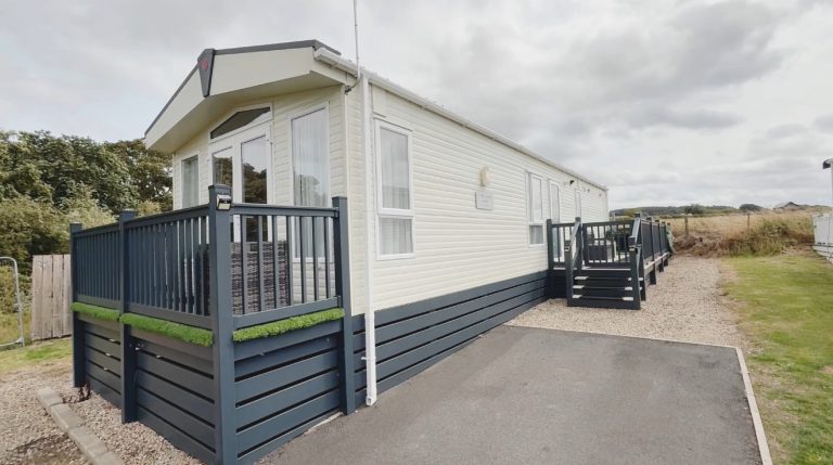 Tranquil lodge on Bockenfield Exterior