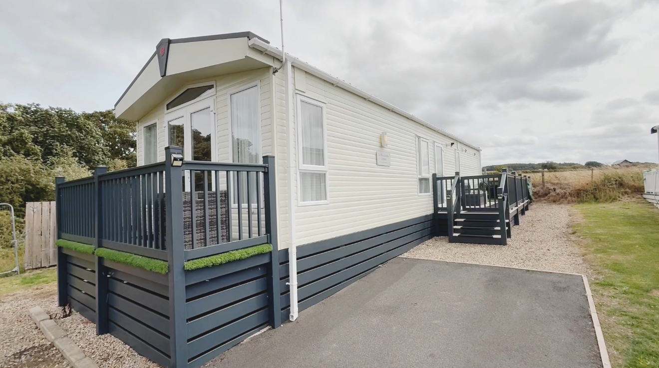 Tranquil lodge on Bockenfield Exterior