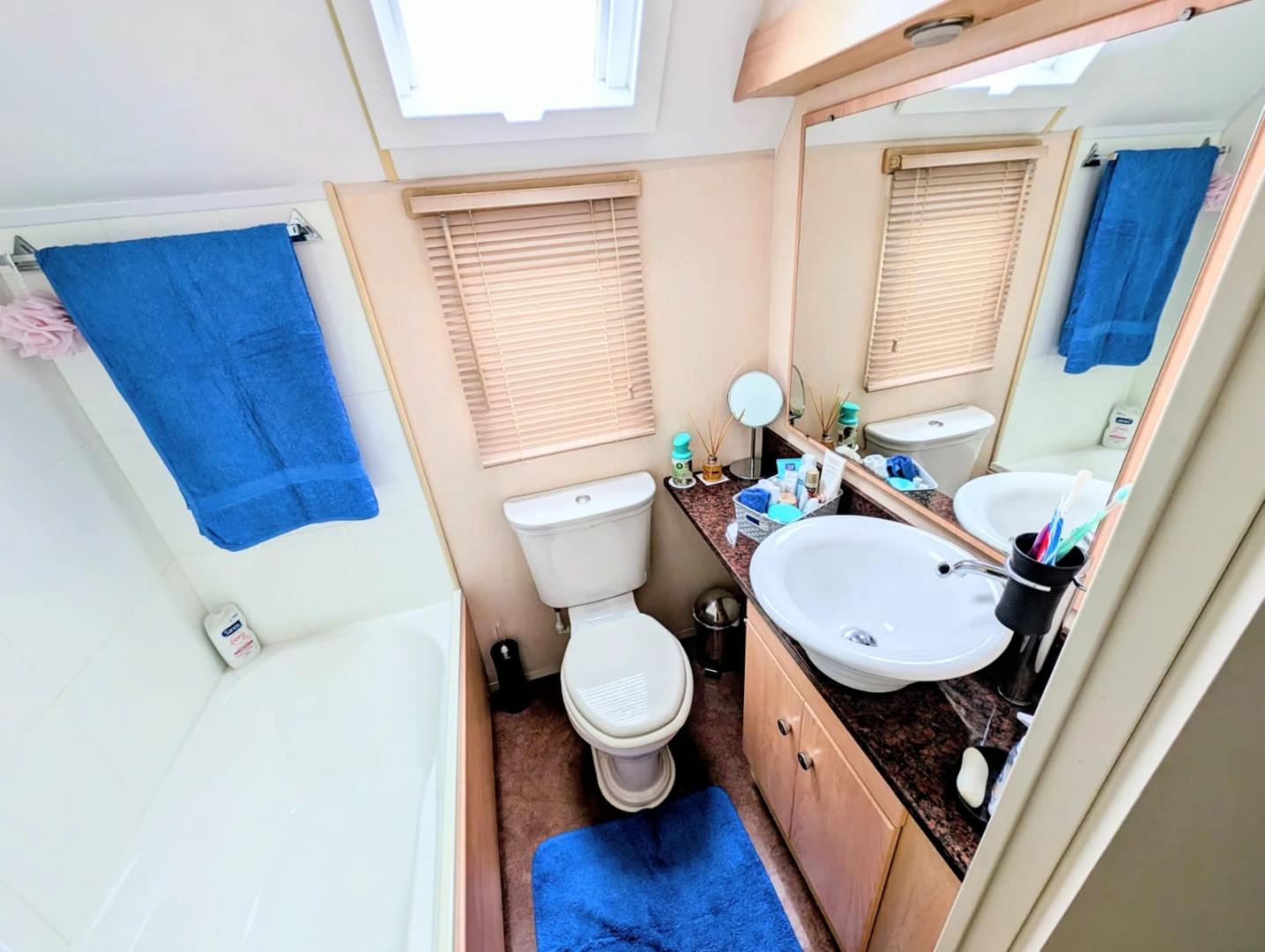 Atlas Concept Lodge Bathroom