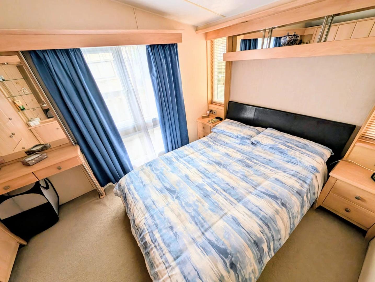 Atlas Concept Lodge Bedroom