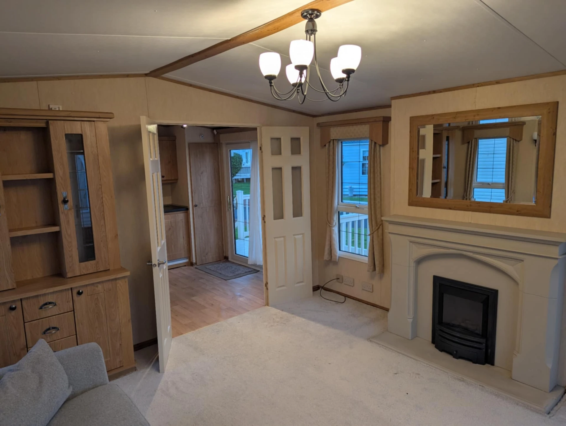 7401 Bockenfield Park Living.