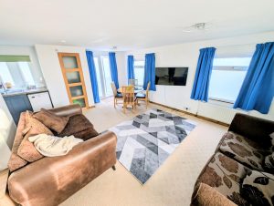 Omar Oulton Lodge in Bromyard Living.