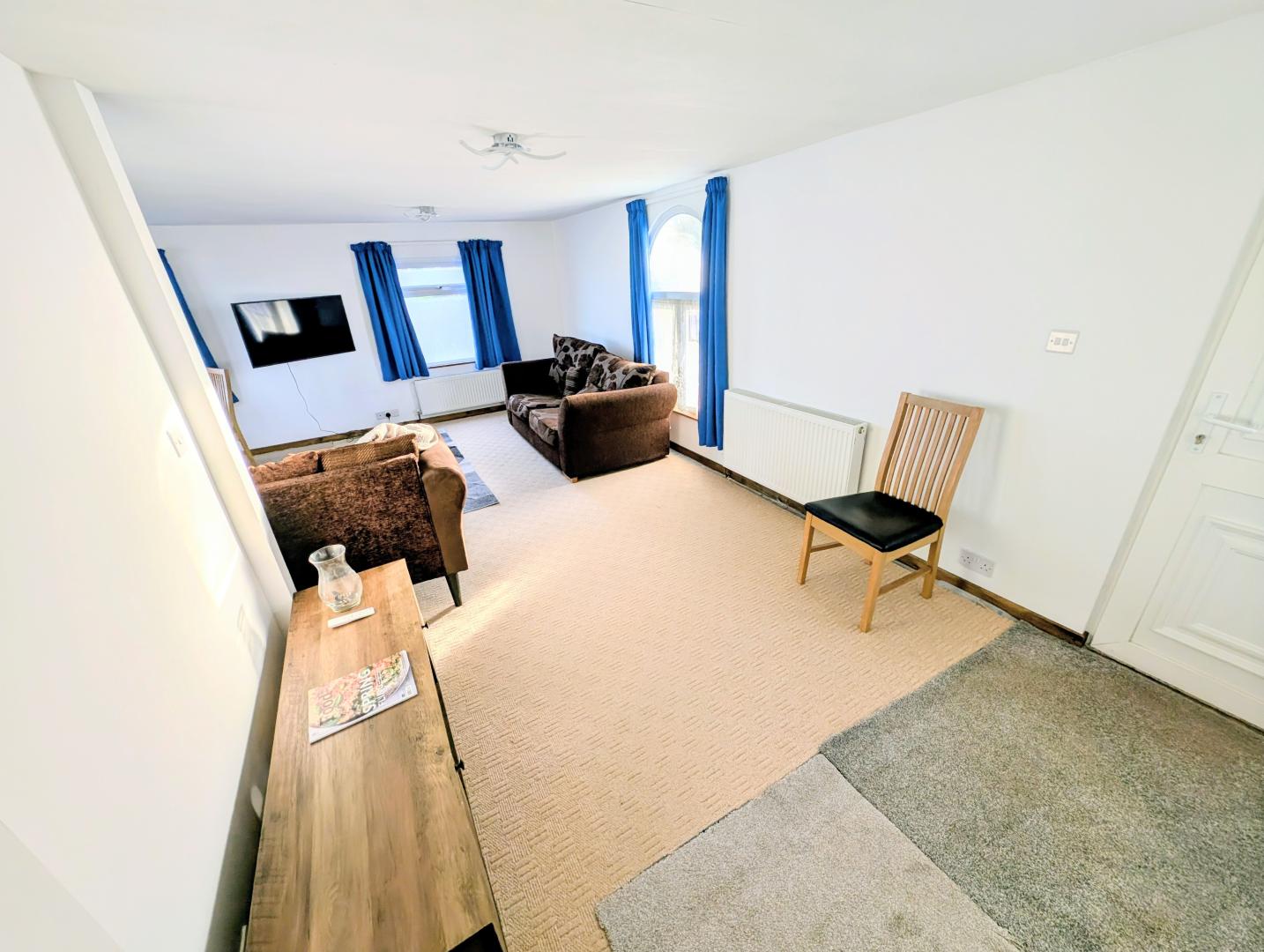 Omar Oulton Lodge in Bromyard Living...