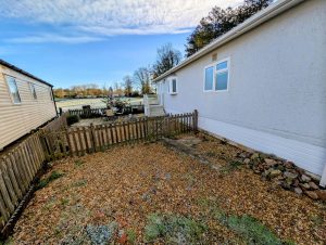 Omar Oulton Lodge in Bromyard Side Garden 2