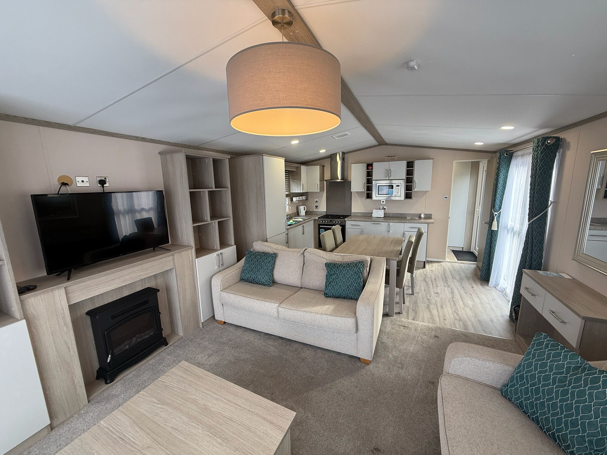 10 Regal Charmouth in Bockenfiled Living