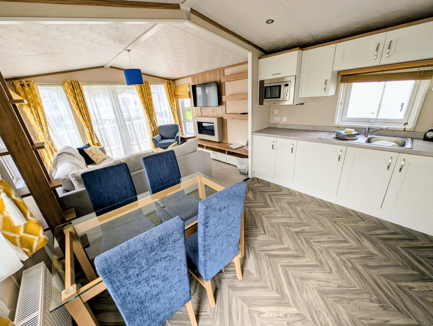 153 Pemberton Marlow in Milom Dining