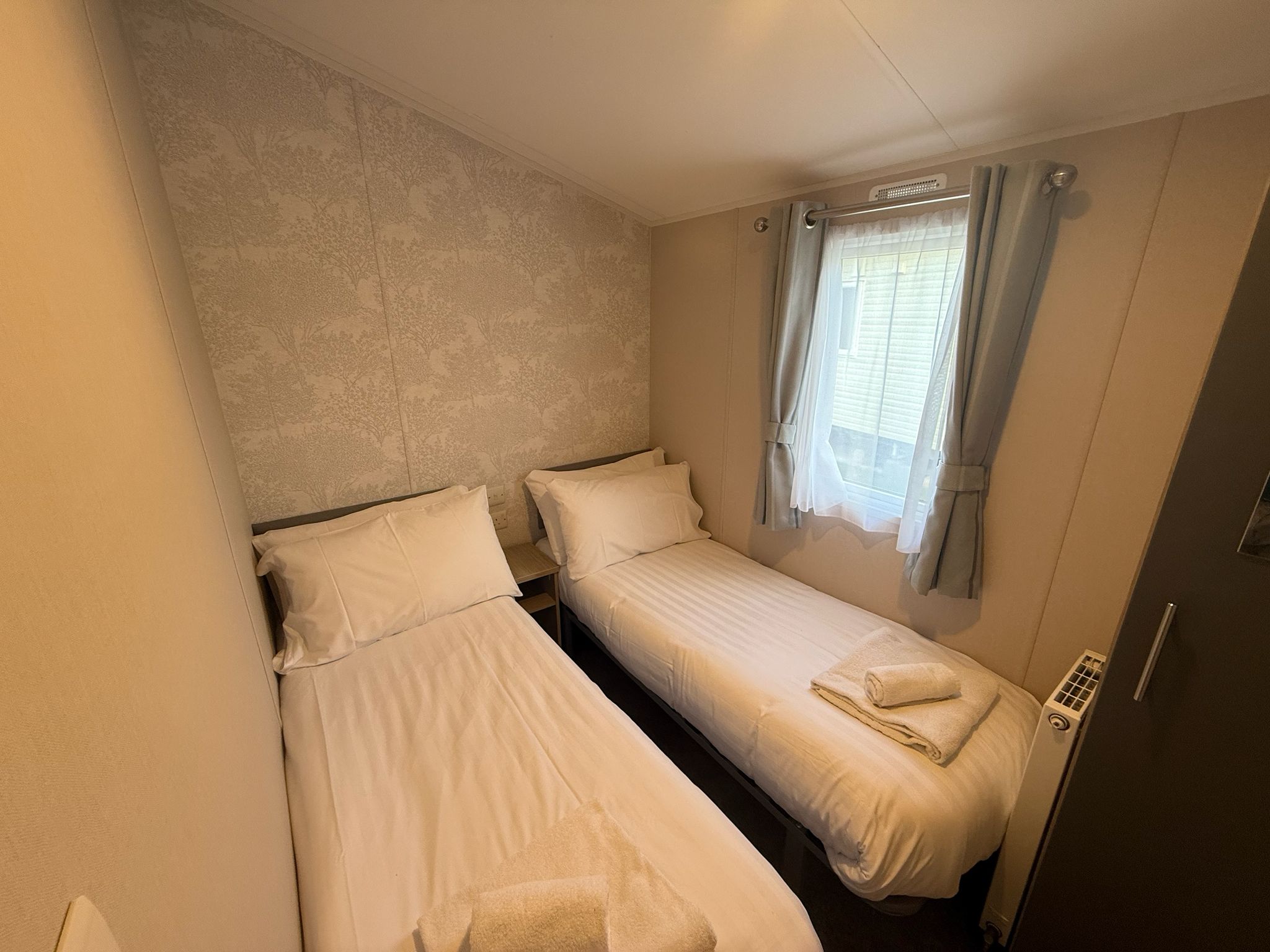 Atlas Festival on Bockenfield Bedroom 3