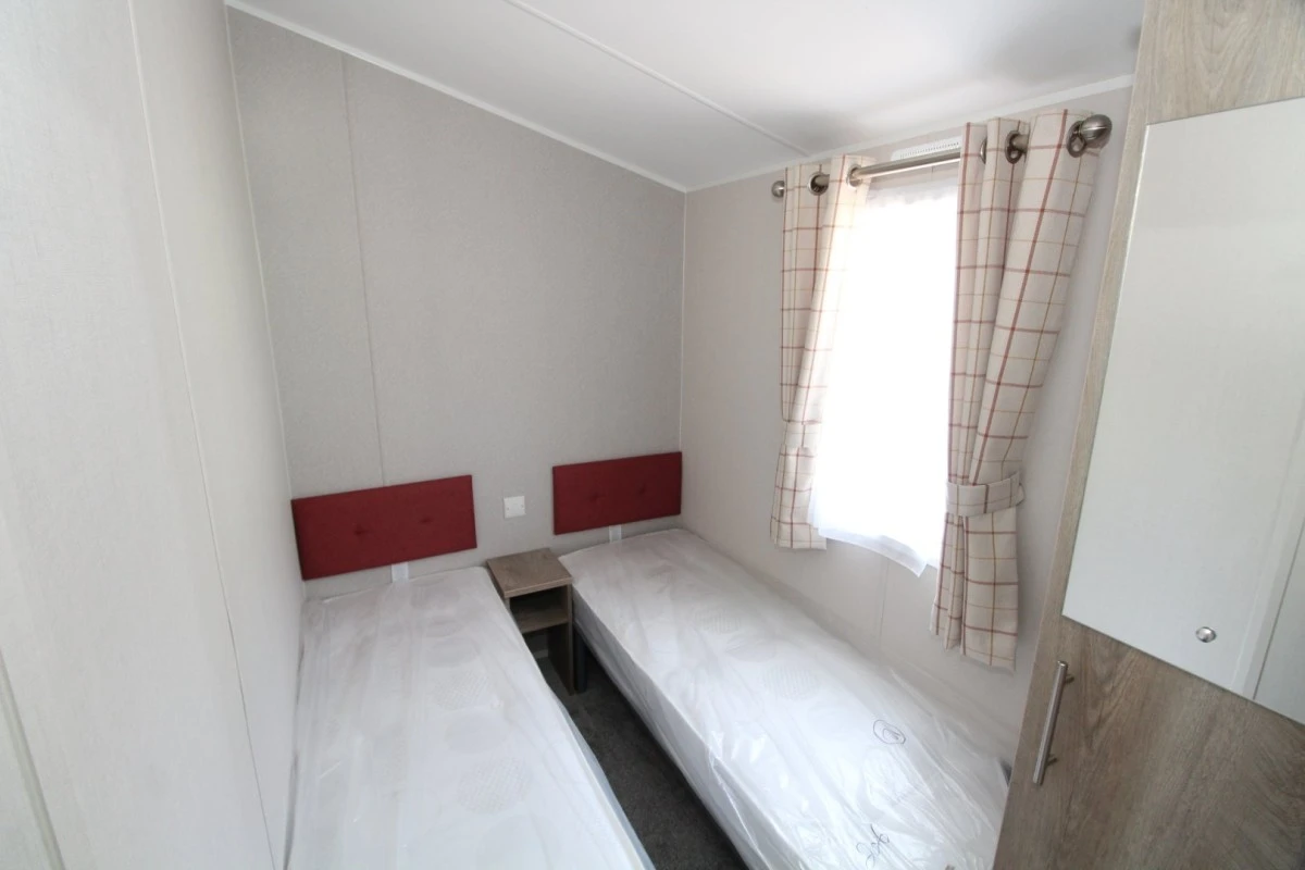 Atlas Festival on Bockenfield Twin