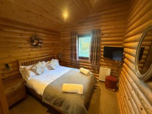 Bespoke Log Cabin Master
