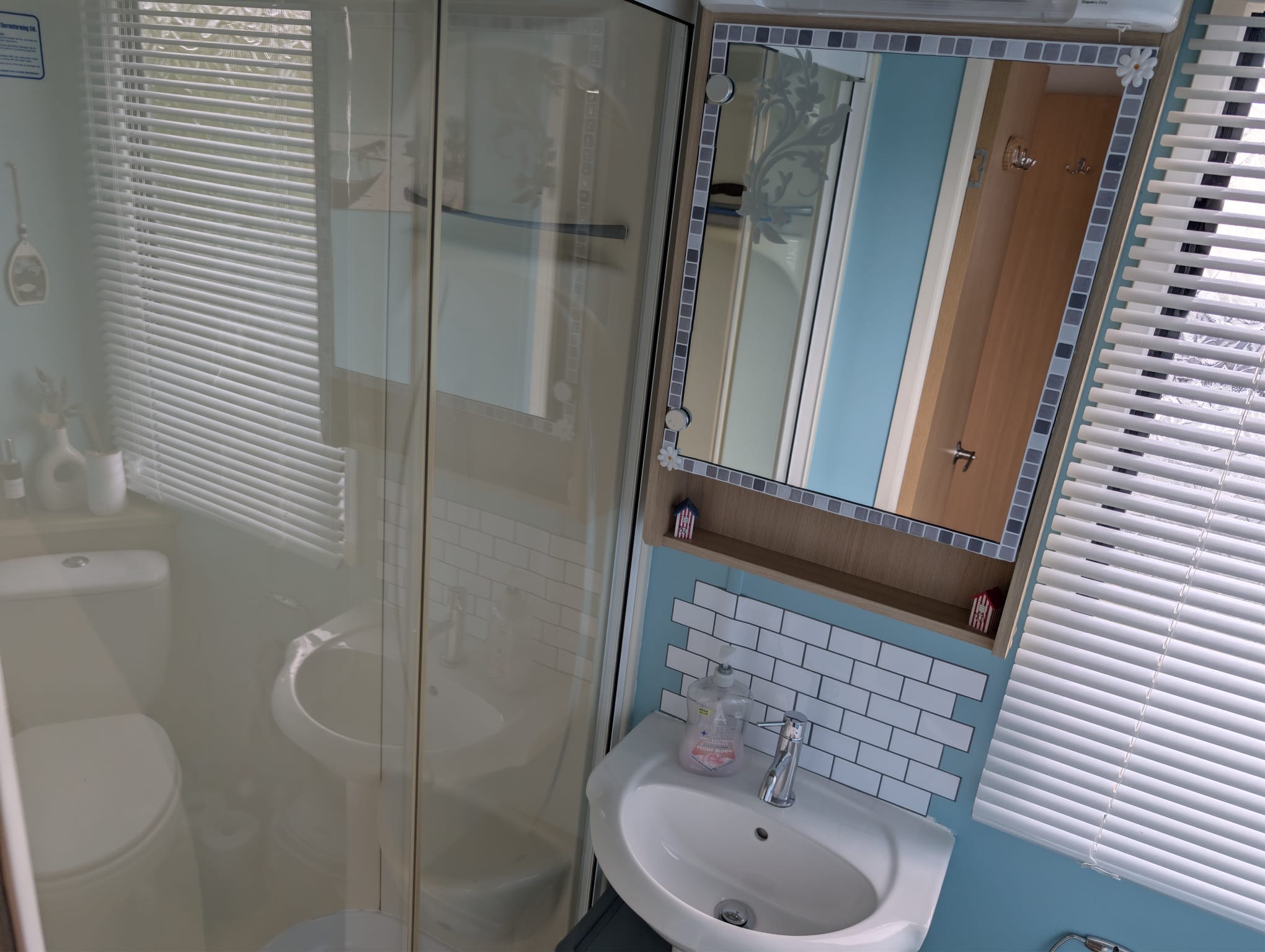 Swift family retreat Bathroom