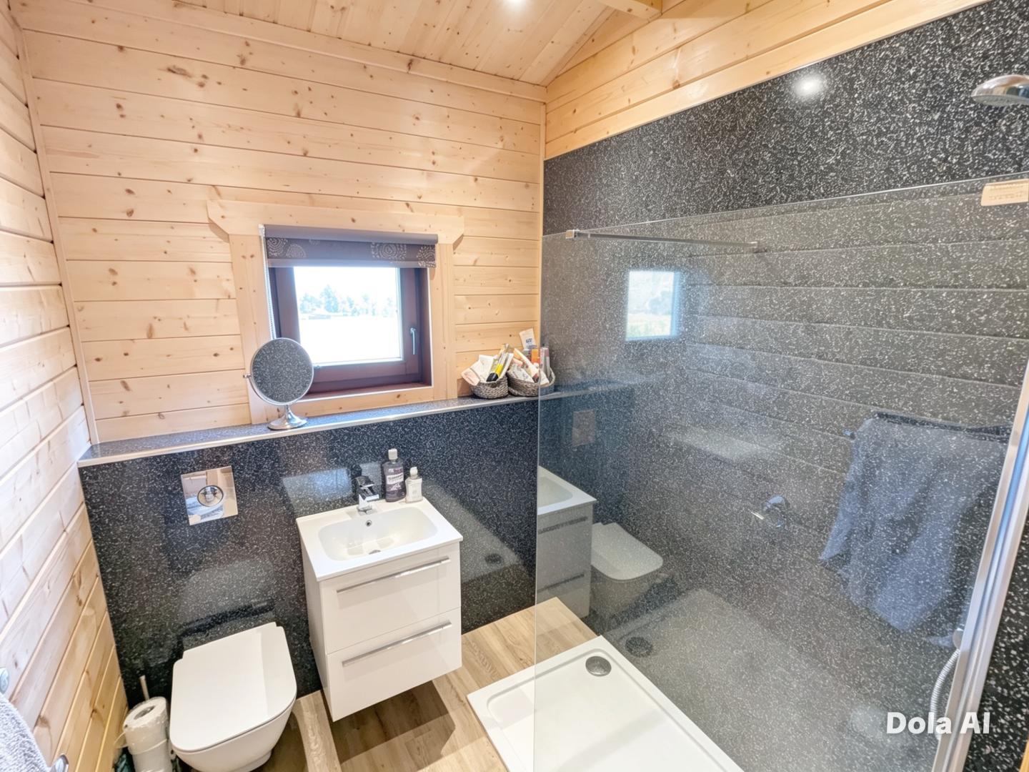 13172 Log Cabin in Felton Bathroom