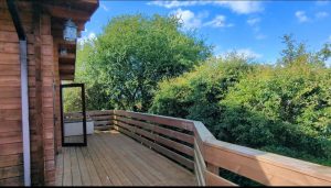 13172 Log Cabin in Felton Decking