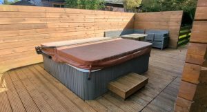 13172 Log Cabin in Felton Hot Tub