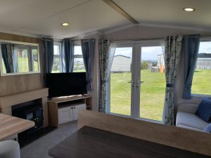 13757 Swift Burgundy in Sennen Kitchen-Living