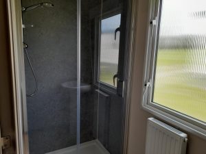 14263 Victory Lifestyle in Sennen Cornwall Bathroom