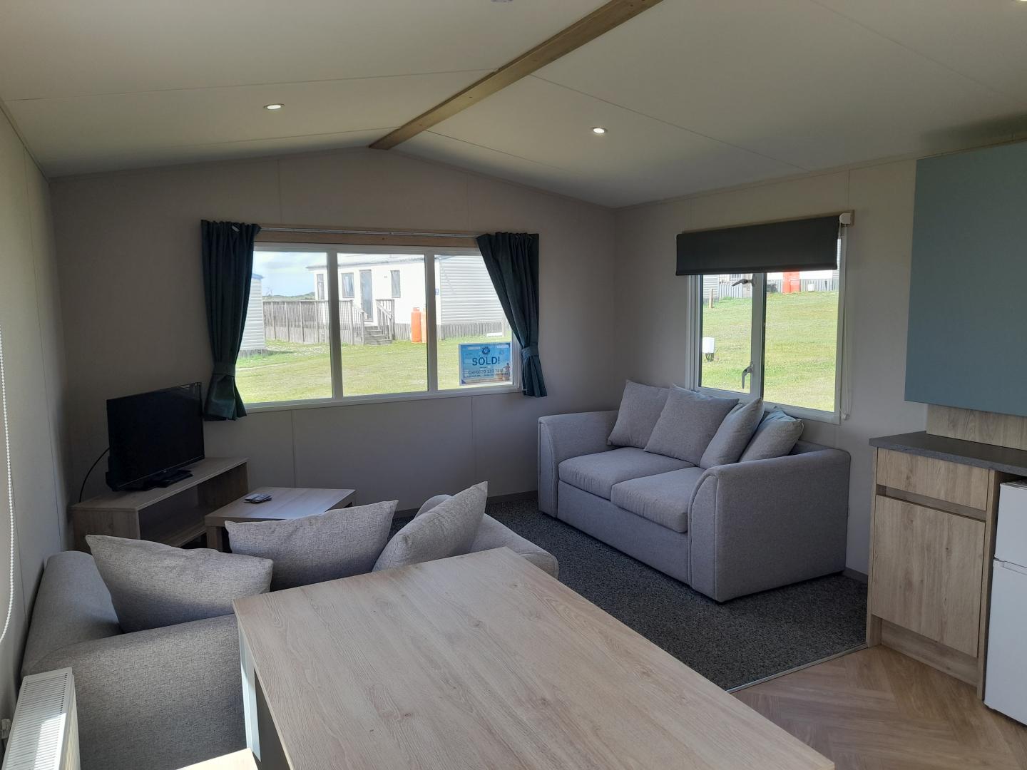 14267 Victory Lifestyle in Sennen Cornwall Living (2)