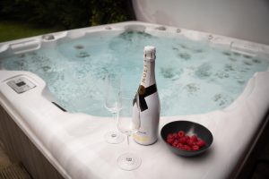 Premium Bespoke Log Cabin Hot Tub