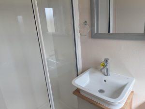 Regal Hemsworth at Sennen Cornwall Bathroom2