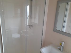 Regal Hemsworth in Sennen Bathroom1