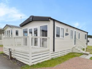 Regal Hemsworth in Sennen Exterior