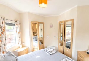 Stately Albion Lodge in Richmond North Yorkshire Bedroom1