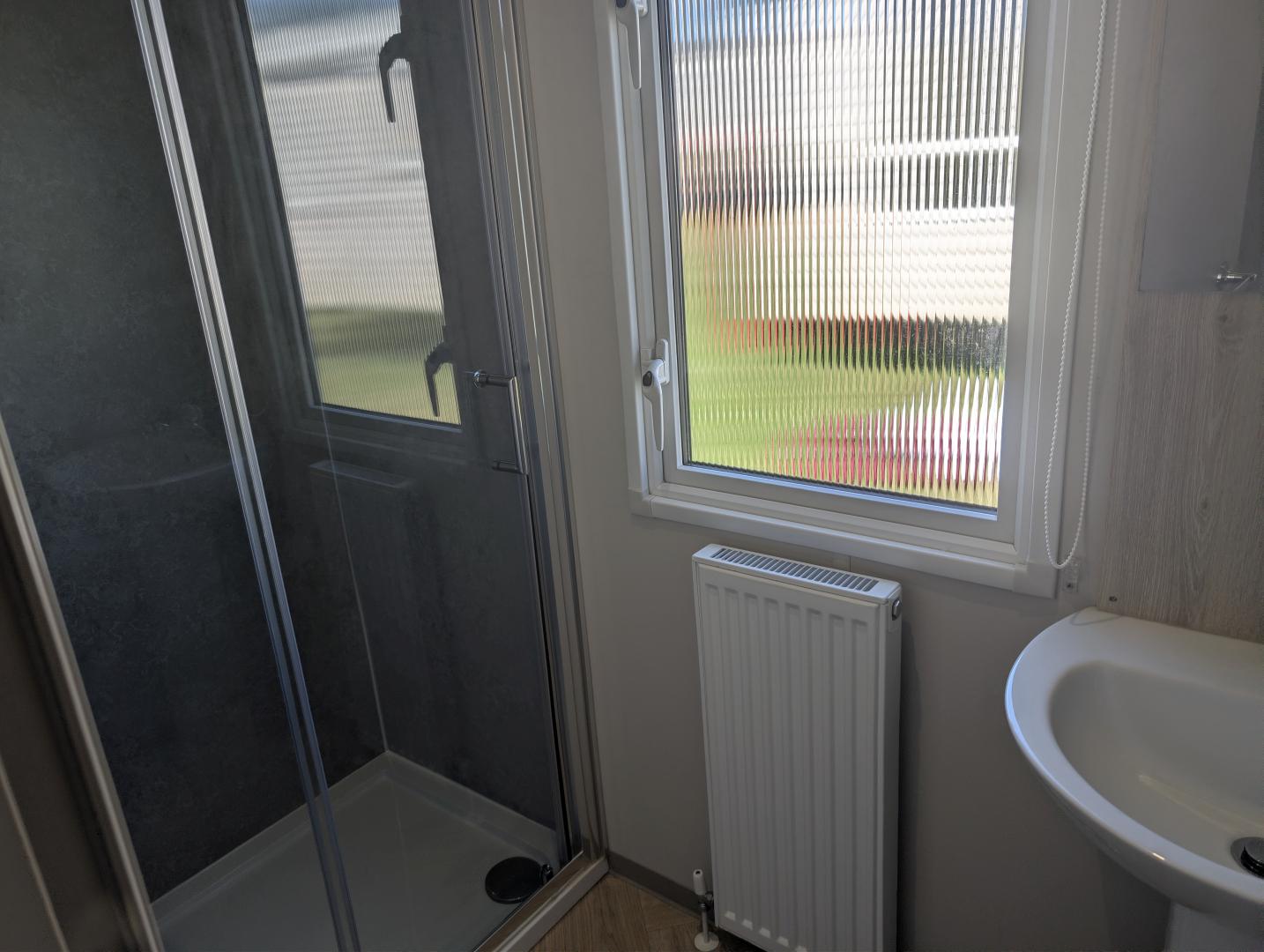 Victory Lifestyle in Sennen Cornwall Bathroom 1