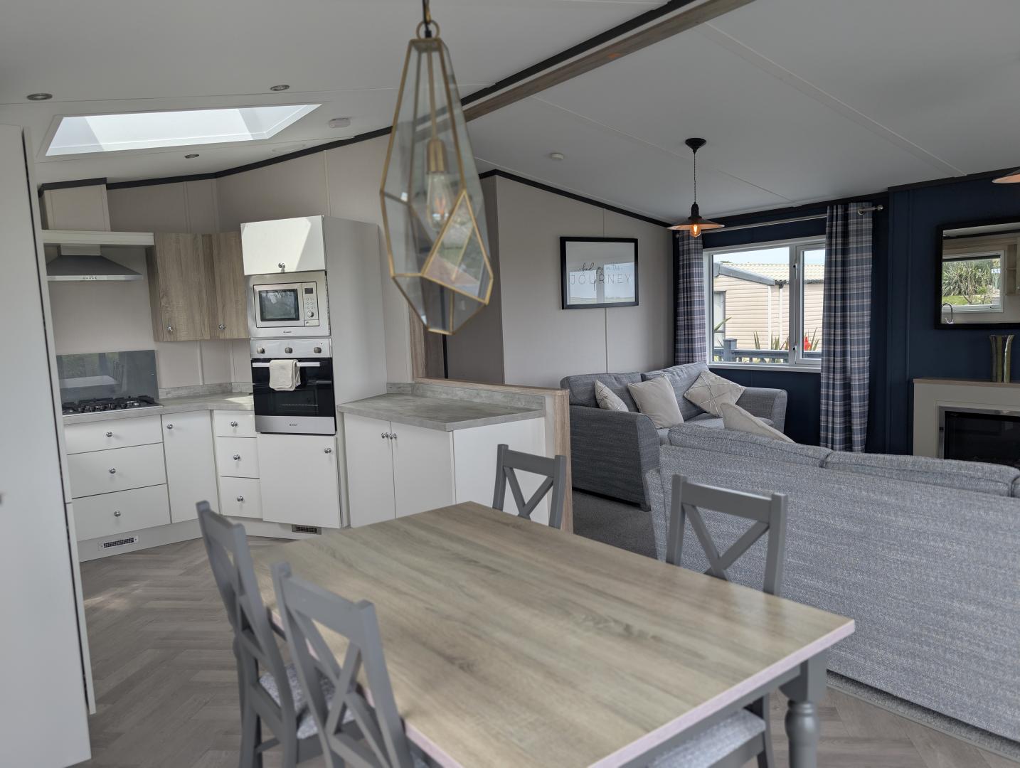Victory Parkview at Sennen Cornwall Dining