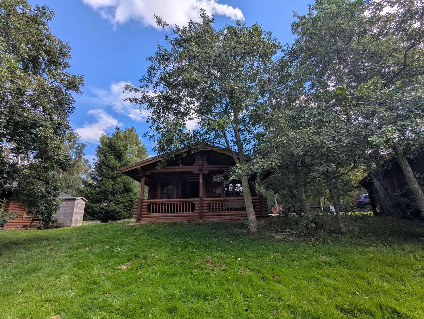 Log Cabin Lodge on Felmoor Park - Exterior View 2
