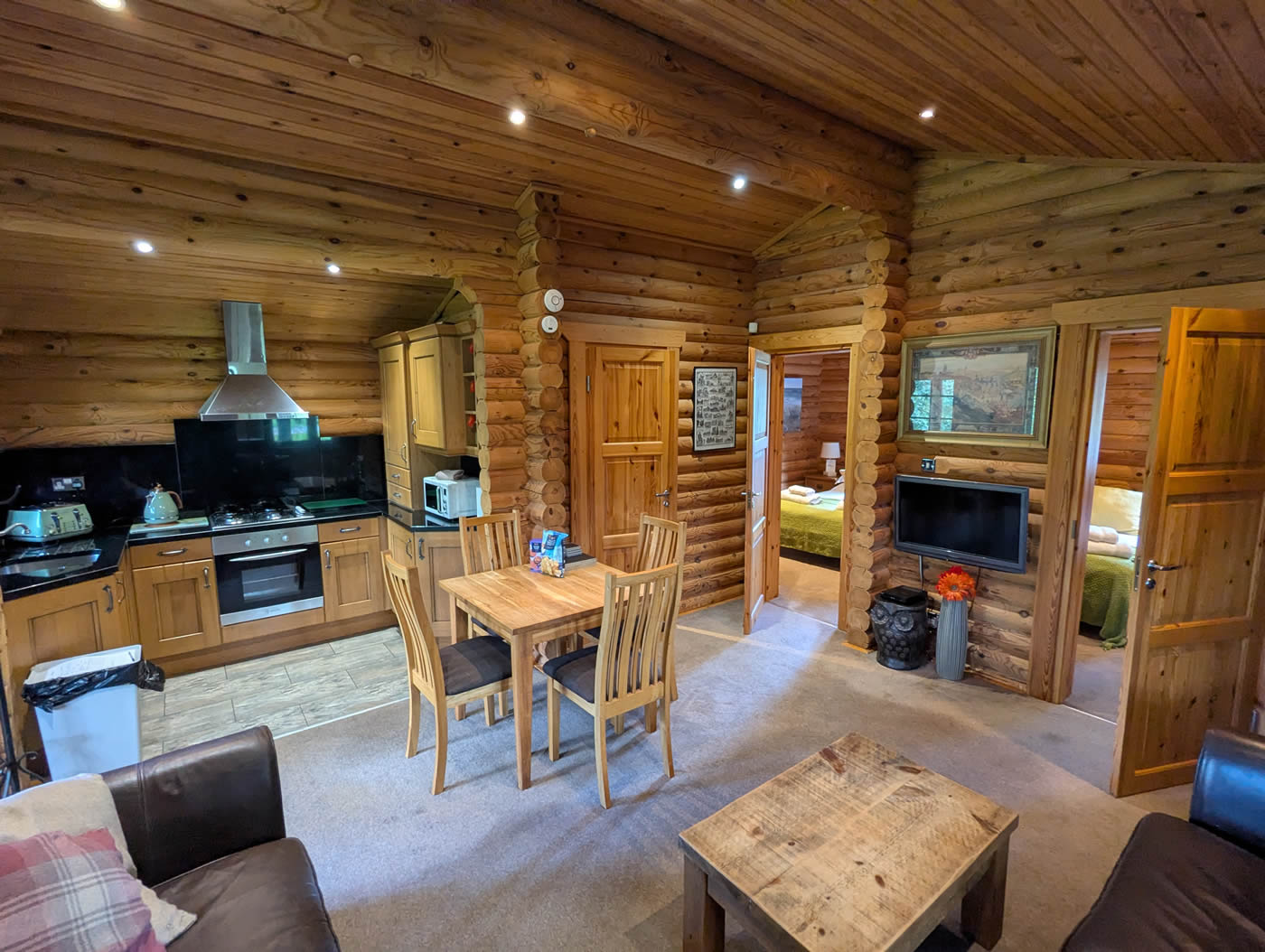 Log Cabin Lodge on Felmoor Park - Open Plan Area